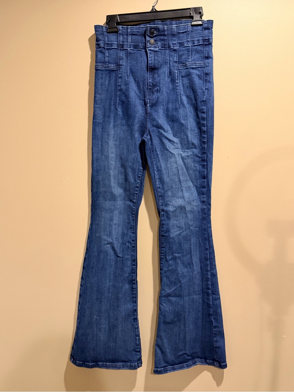 We The Free Free People 31 High Rise Flare Jeans Seamed Dark Wash